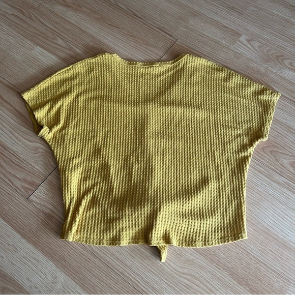 Caution To The Wind Mustard Waffle Knit Top Medium - Picture 7 of 7
